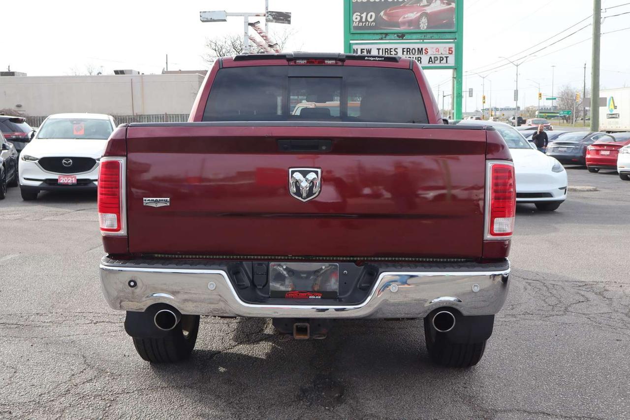 2017 RAM 1500 Laramie Crew Cab 4WD Ecodiesel One Owner Photo