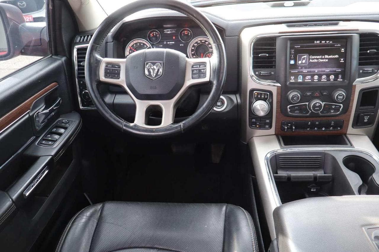 2017 RAM 1500 Laramie Crew Cab 4WD Ecodiesel One Owner Photo