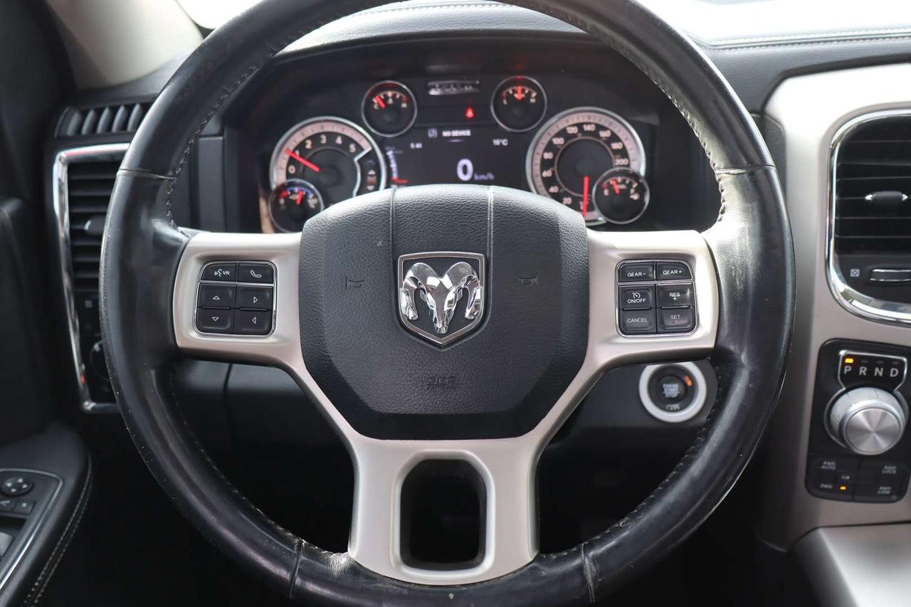 2017 RAM 1500 Laramie Crew Cab 4WD Ecodiesel One Owner Photo