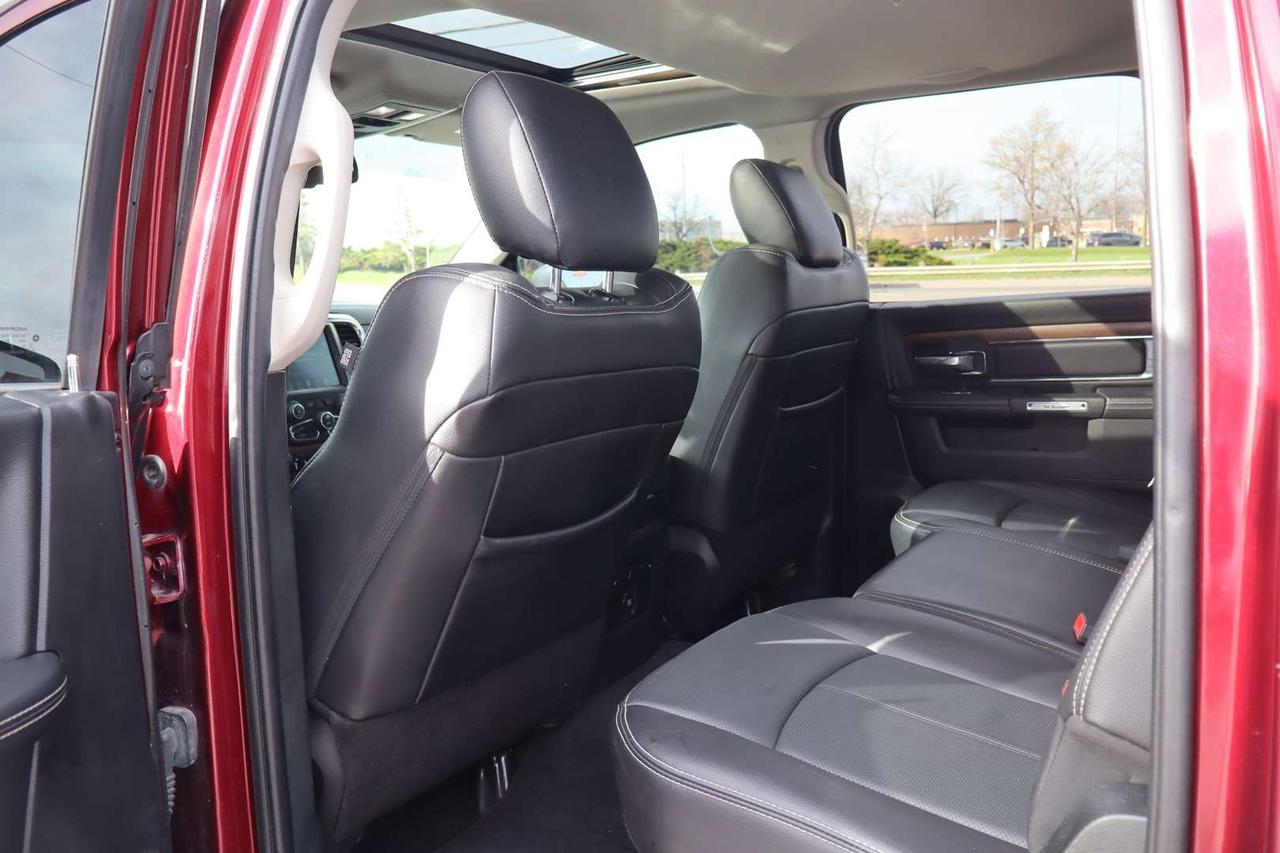 2017 RAM 1500 Laramie Crew Cab 4WD Ecodiesel One Owner Photo