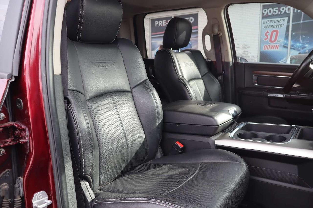 2017 RAM 1500 Laramie Crew Cab 4WD Ecodiesel One Owner Photo