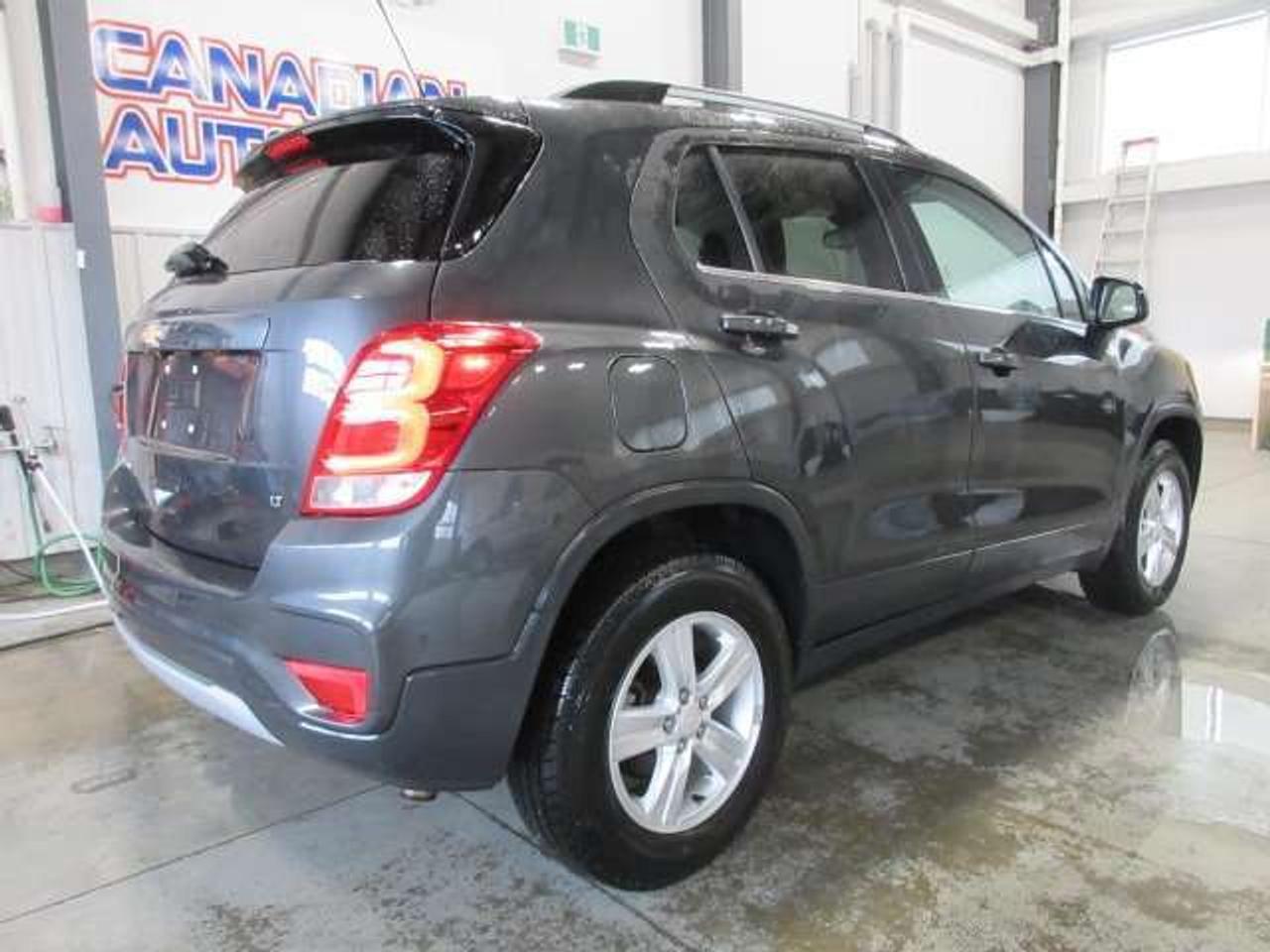 2020 Chevrolet Trax LT AWD, A/C, BT, ALLOYS, APPLE/ANDROID, 100K! Photo