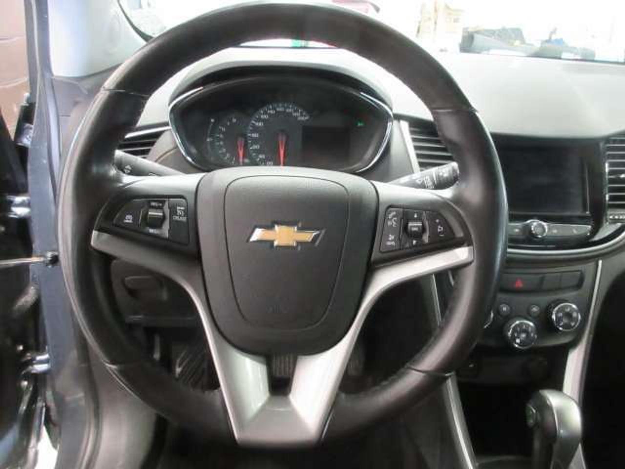 2020 Chevrolet Trax LT AWD, A/C, BT, ALLOYS, APPLE/ANDROID, 100K! Photo