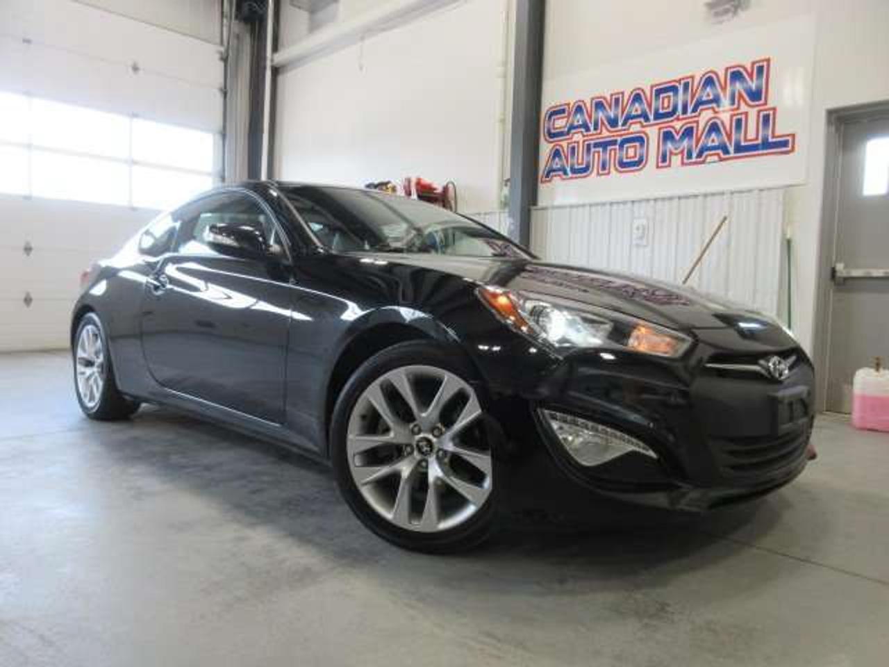 2016 Hyundai Genesis Coupe PREMIUM, 3.8L V6, NAV, ROOF, LEATHER, JUST 58K! Photo