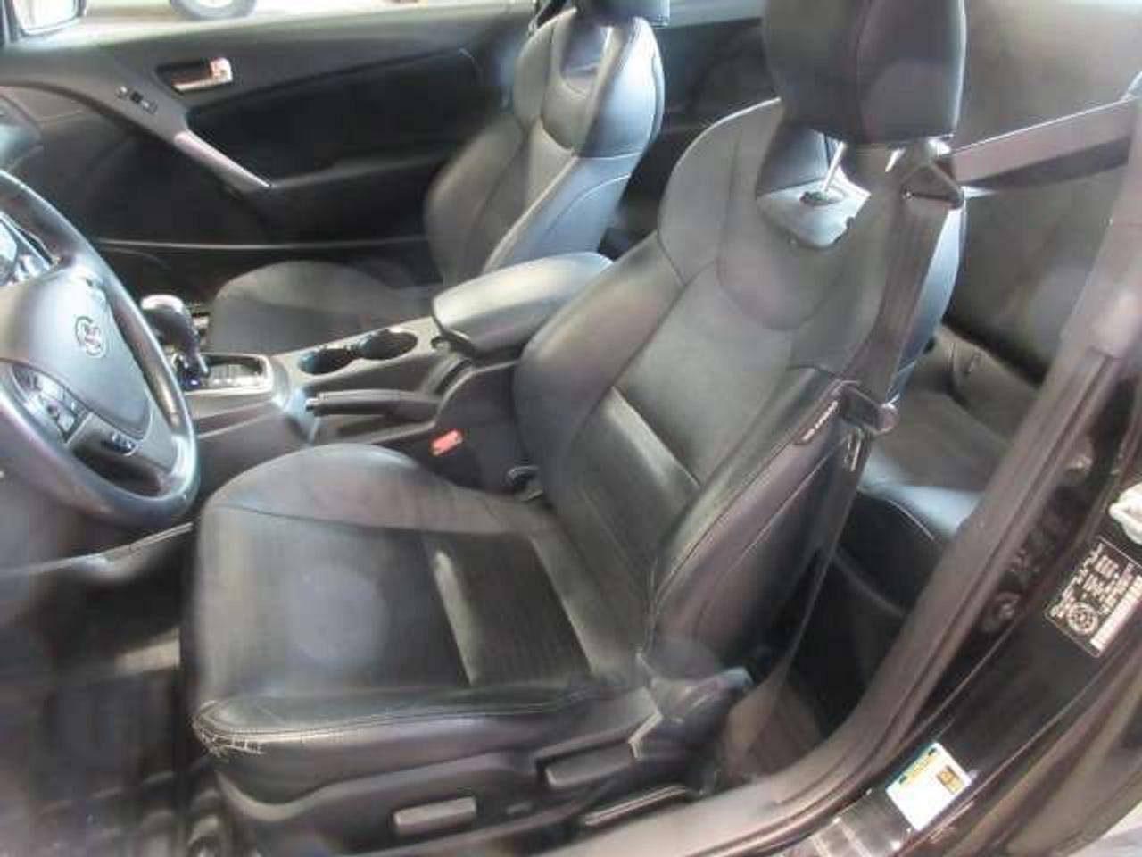 2016 Hyundai Genesis Coupe PREMIUM, 3.8L V6, NAV, ROOF, LEATHER, JUST 58K! Photo