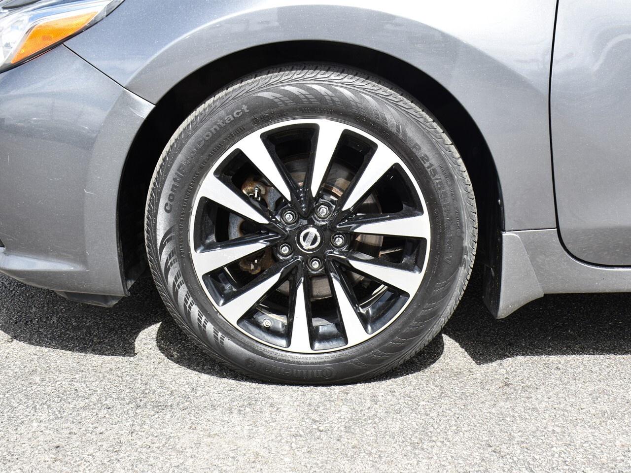 2018 Nissan Altima SV, HEATED SEATS, REMOTE START, GREAT ON FUEL Photo