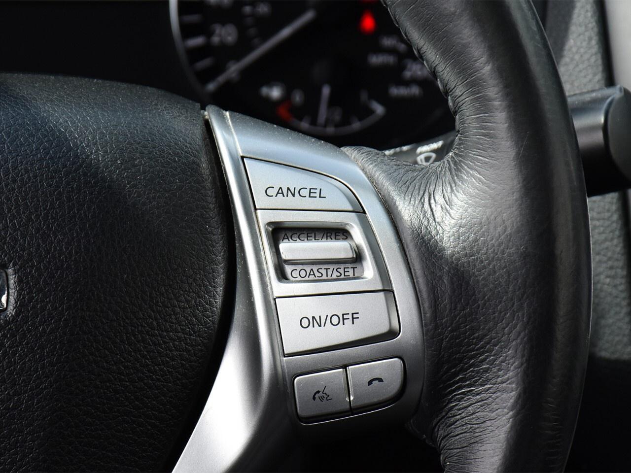 2018 Nissan Altima SV, HEATED SEATS, REMOTE START, GREAT ON FUEL Photo