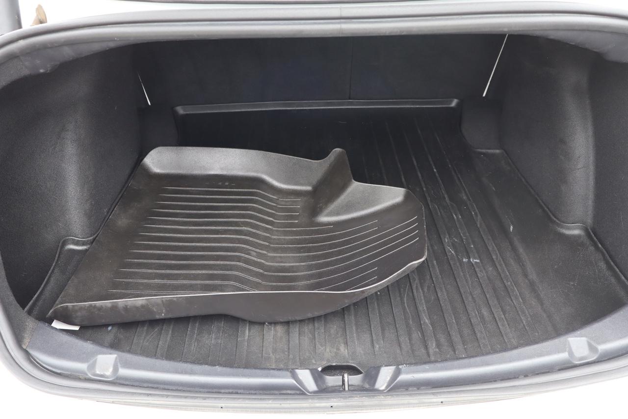 2022 Tesla Model 3 Standard Range Plus   No Accident   White Interior Photo