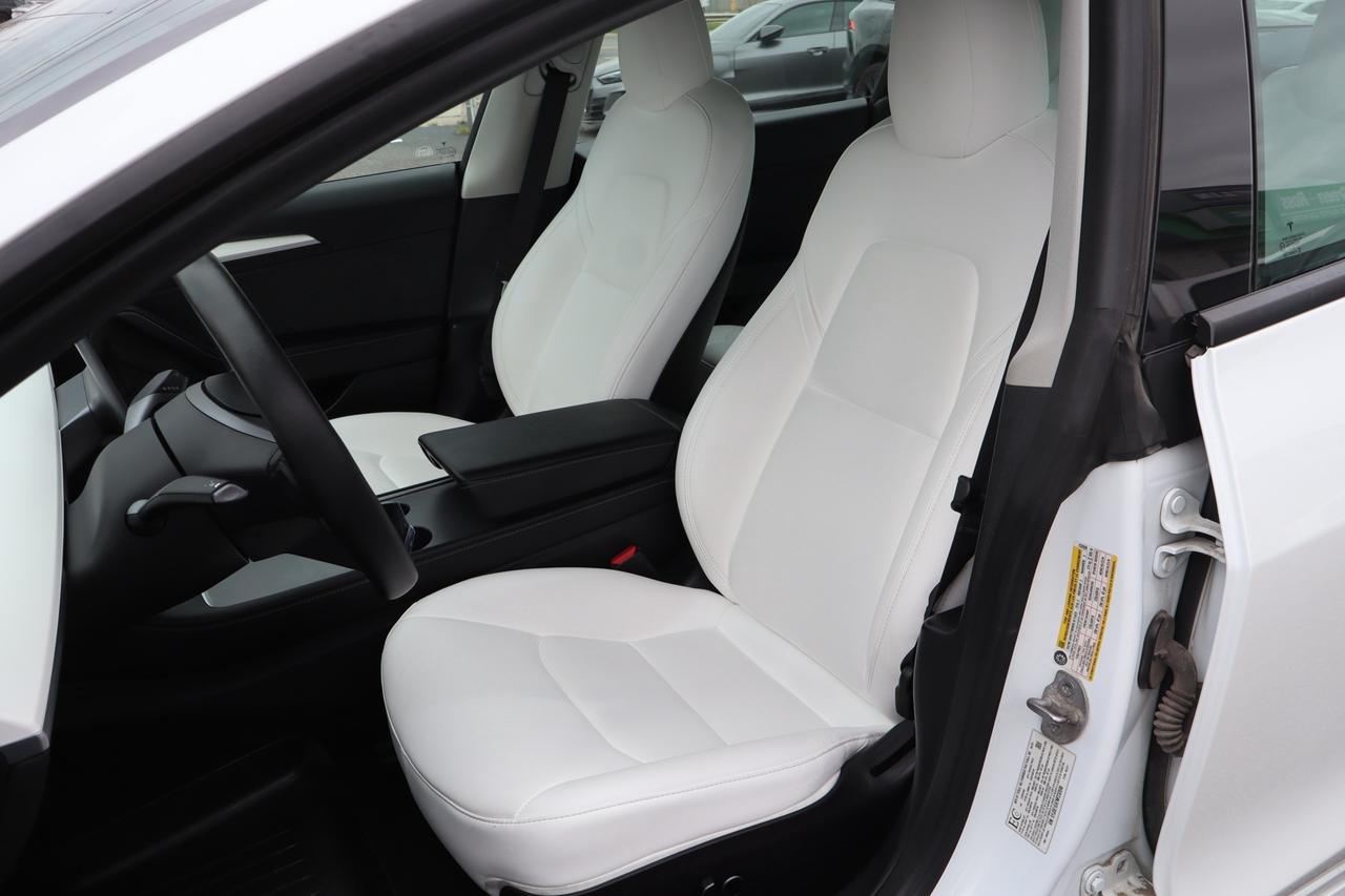2022 Tesla Model 3 Standard Range Plus   No Accident   White Interior Photo