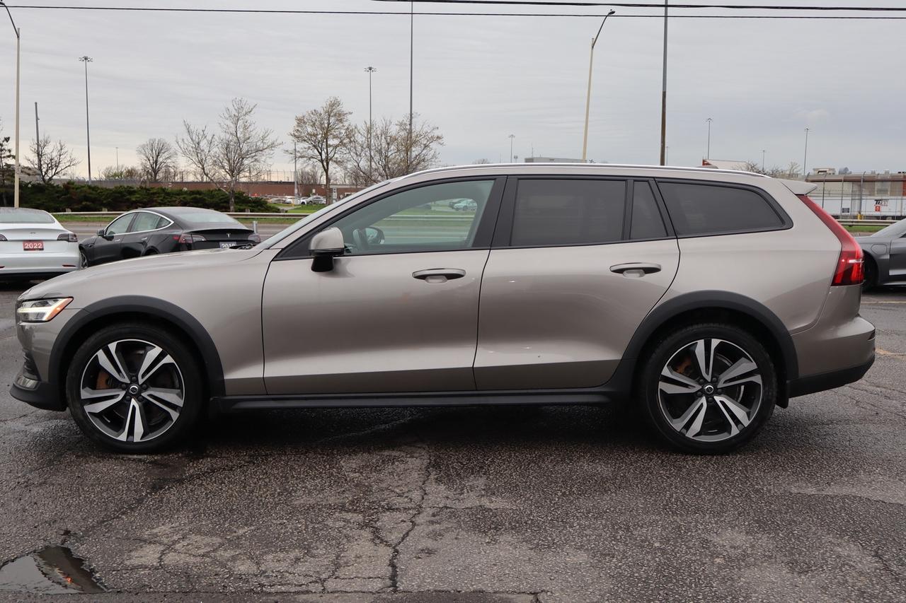 2020 Volvo V60 Cross Country T5 Momentum AWD   No Accident   Clean Carfax   One Photo3