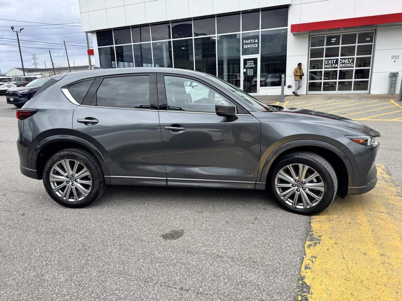 2023 Mazda CX-5 SIGNATURE/ SOLD/ PENDING DELIVERY Photo