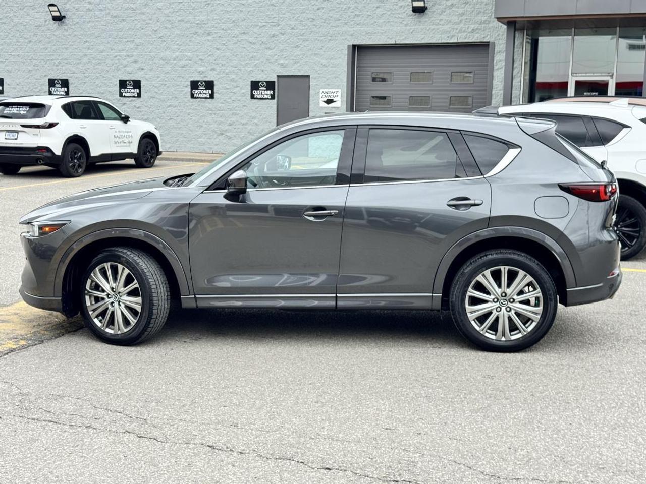 2023 Mazda CX-5 SIGNATURE/ SOLD/ PENDING DELIVERY Photo