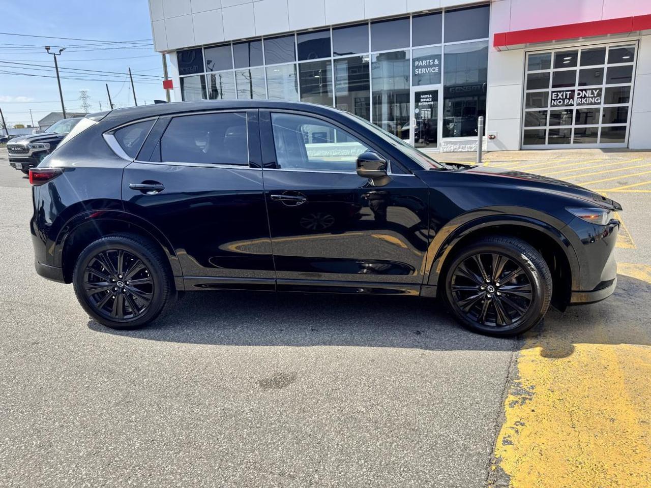 2023 Mazda CX-5 SPORT DESIGN/ EXTENDED WARRANTY/ 3.95% RATE/ CPO Photo3