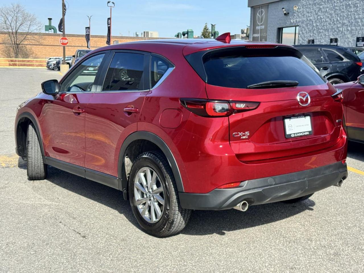 2025 Mazda CX-5 GX AWD/ ONLY 6000 KMS/ EXTENDED WARRANTY/ MUST SEE Photo