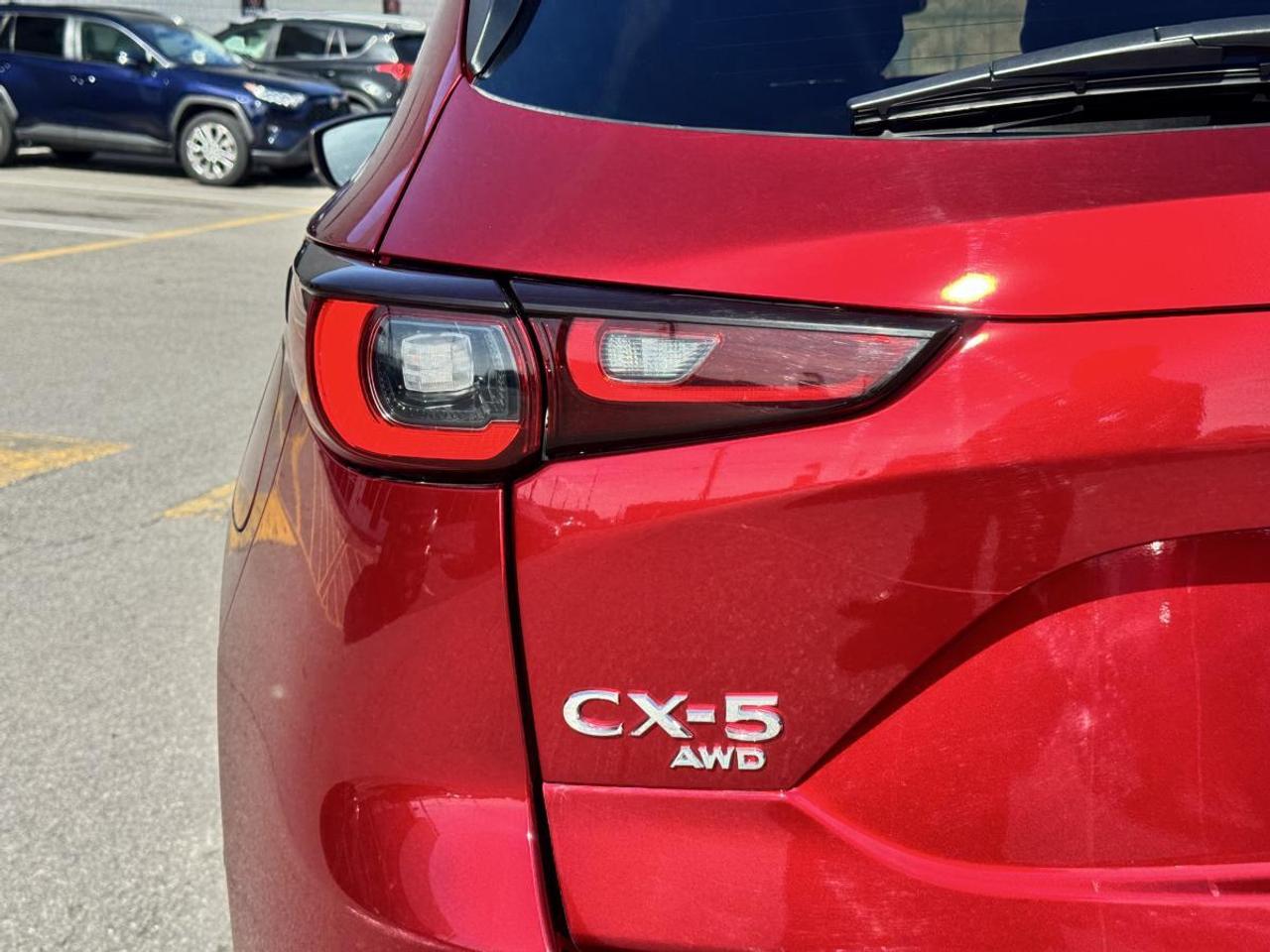 2025 Mazda CX-5 GX AWD/ ONLY 6000 KMS/ EXTENDED WARRANTY/ MUST SEE Photo