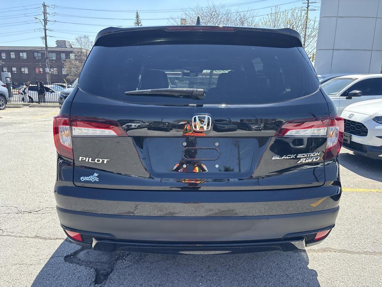 2022 Honda Pilot Black Edition Photo