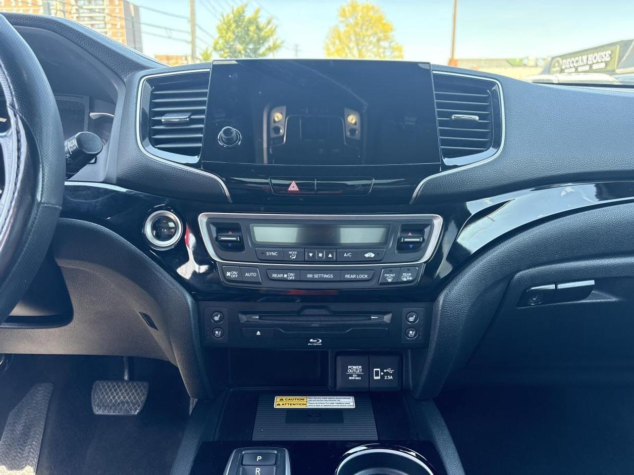 2022 Honda Pilot Black Edition Photo