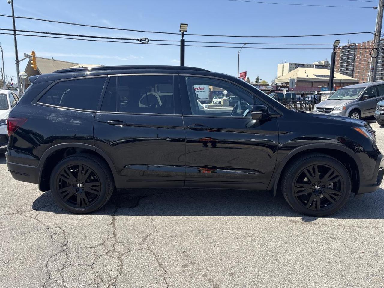 2022 Honda Pilot Black Edition Photo
