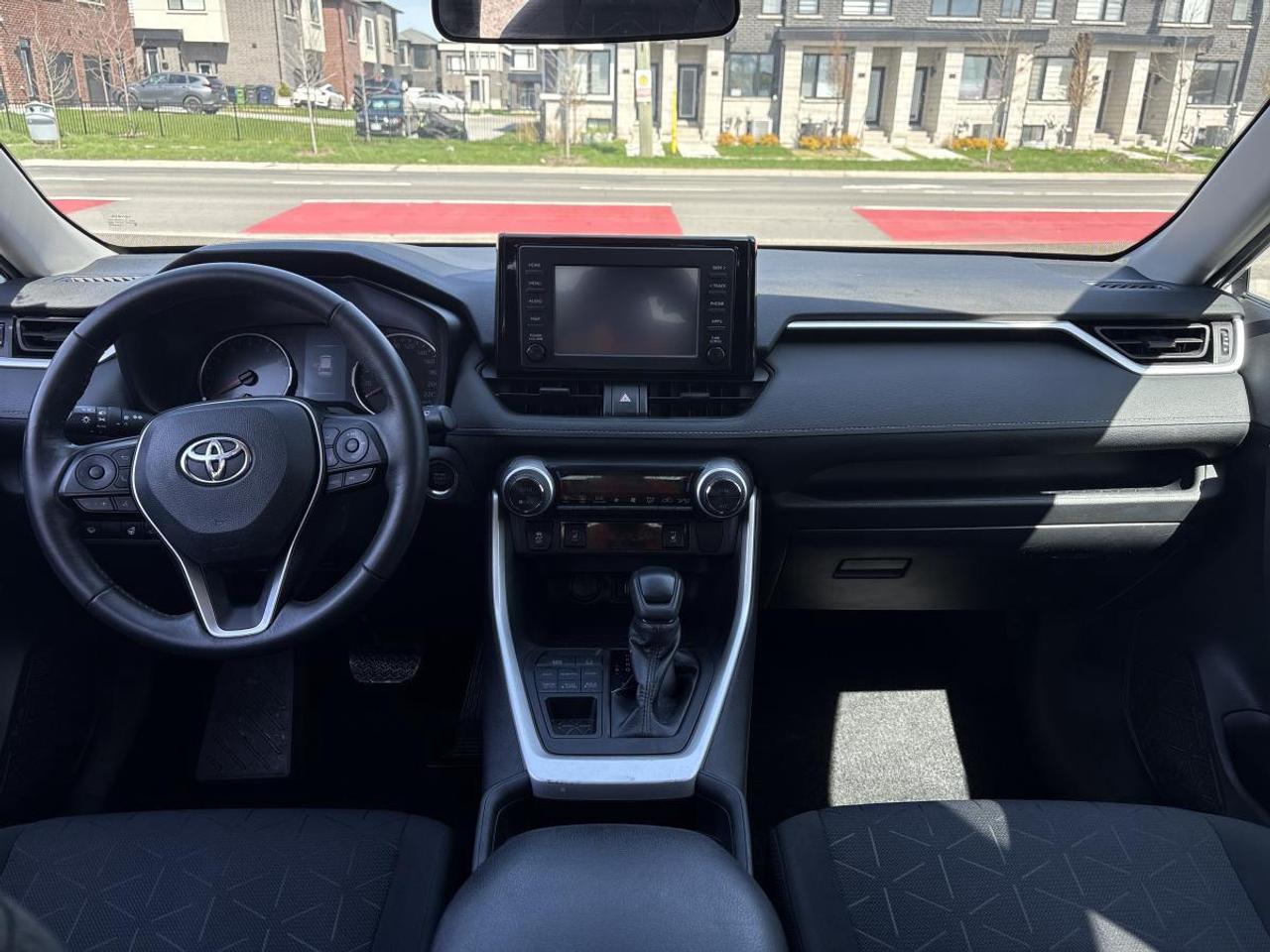 2020 Toyota RAV4 XLE AWD Photo