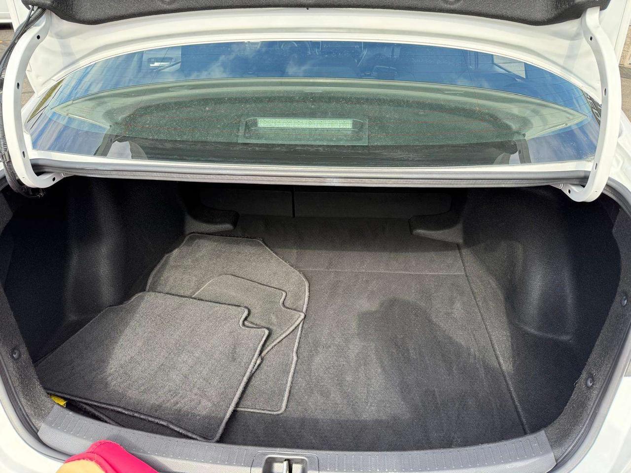 2021 Toyota Corolla LE 1 Owner Certified Photo