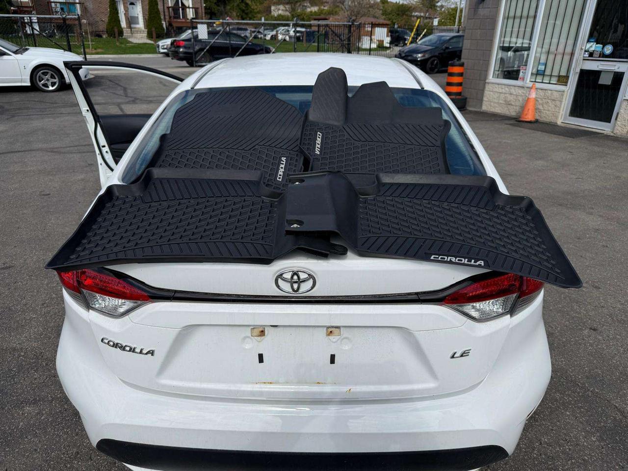 2021 Toyota Corolla LE 1 Owner Certified Photo