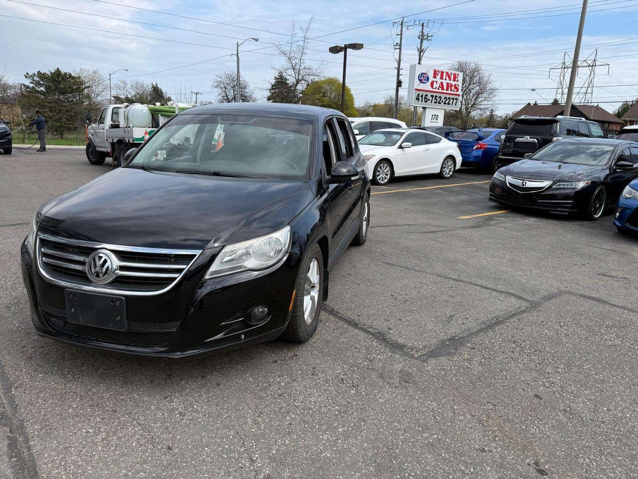 2010 Volkswagen Tiguan Trendline Photo2