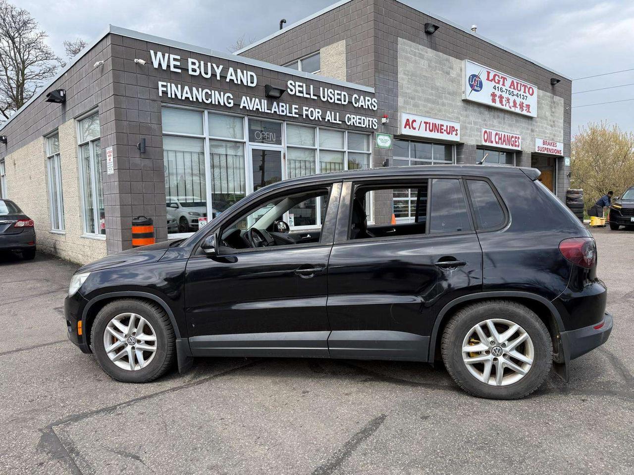 2010 Volkswagen Tiguan Trendline Photo