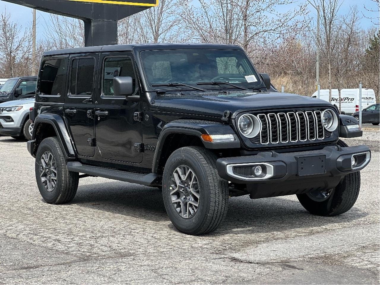 2025 Jeep Wrangler Sahara w/Safety Group, Side Steps, B/C Hardtop Photo