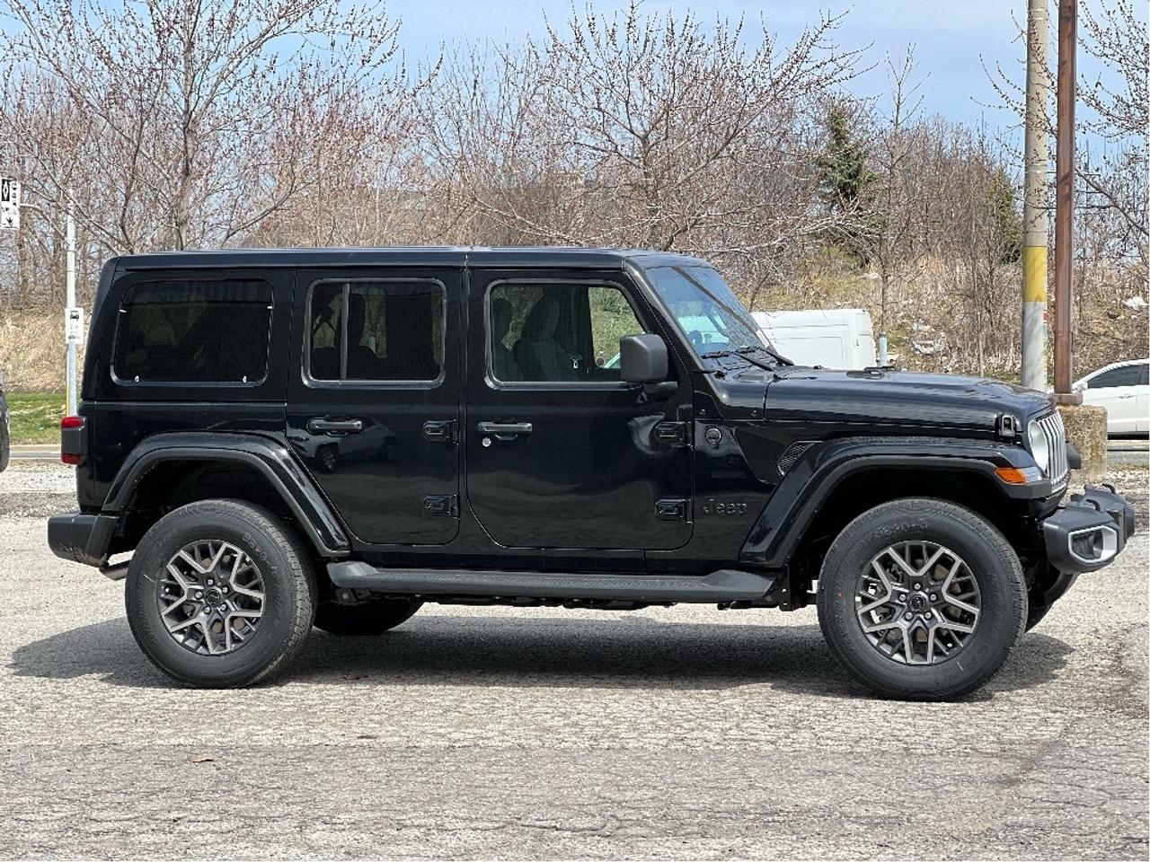2025 Jeep Wrangler Sahara w/Safety Group, Side Steps, B/C Hardtop Photo