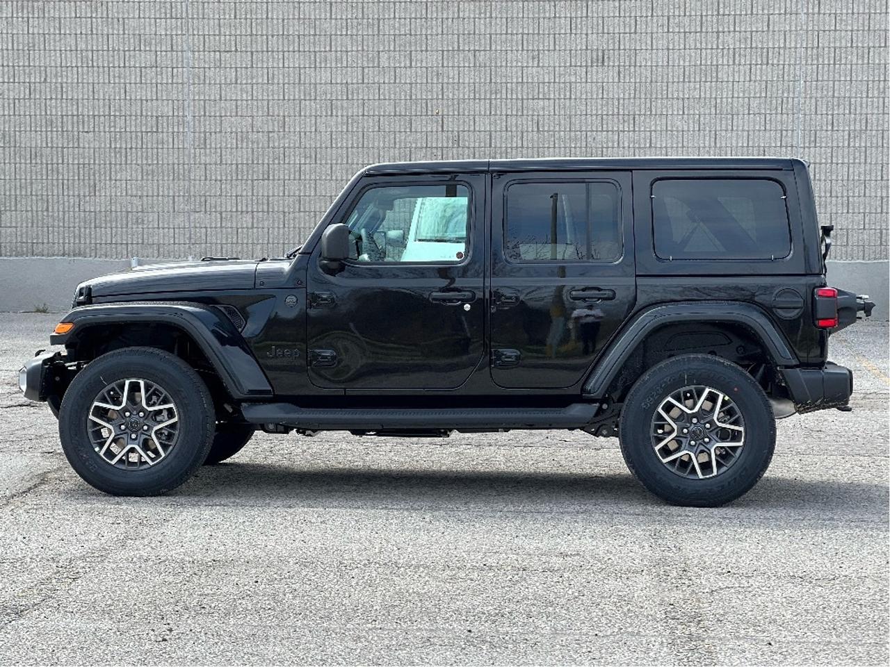 2025 Jeep Wrangler Sahara w/Safety Group, Side Steps, B/C Hardtop Photo
