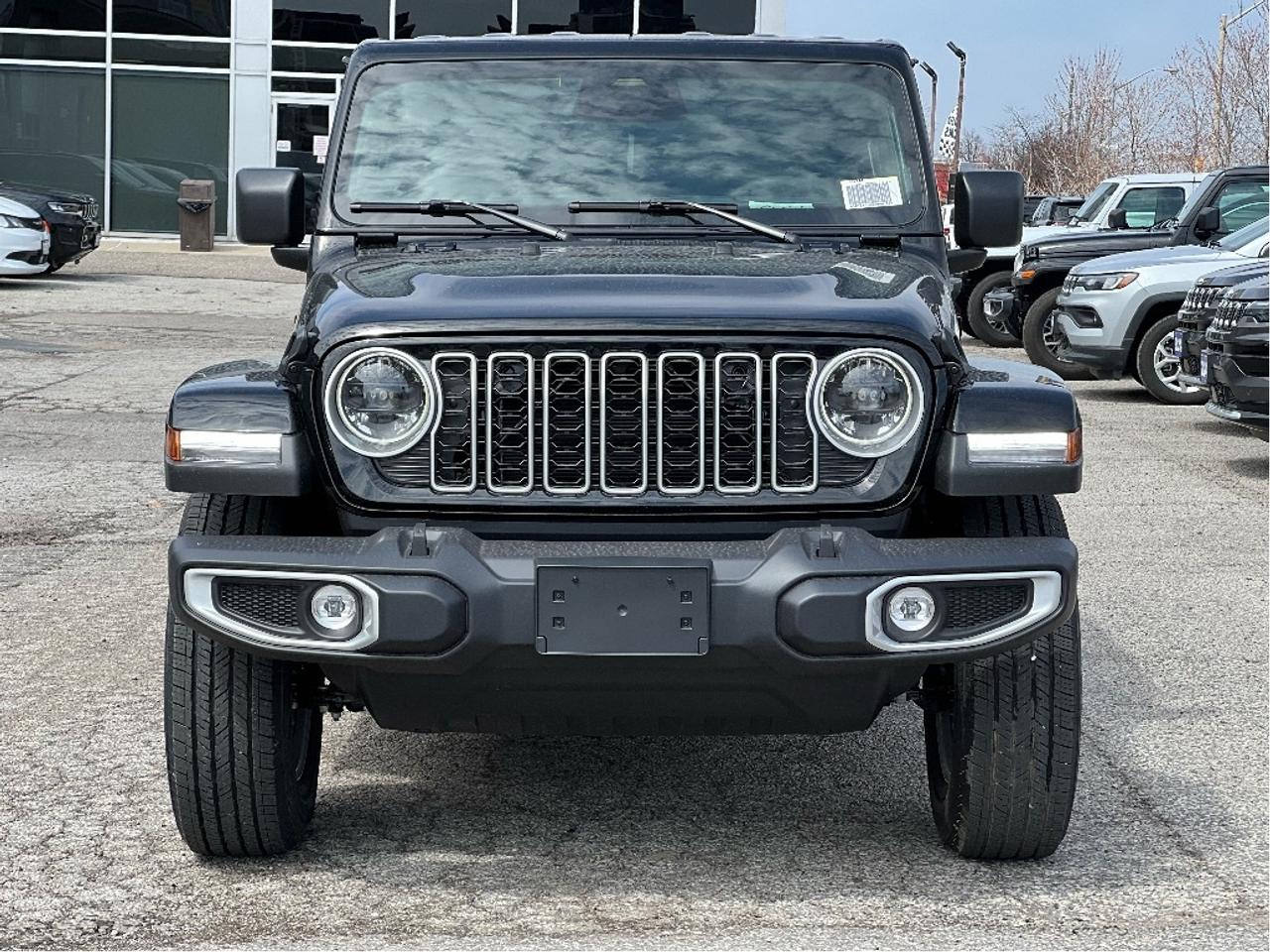 2025 Jeep Wrangler Sahara w/Safety Group, Side Steps, B/C Hardtop Photo