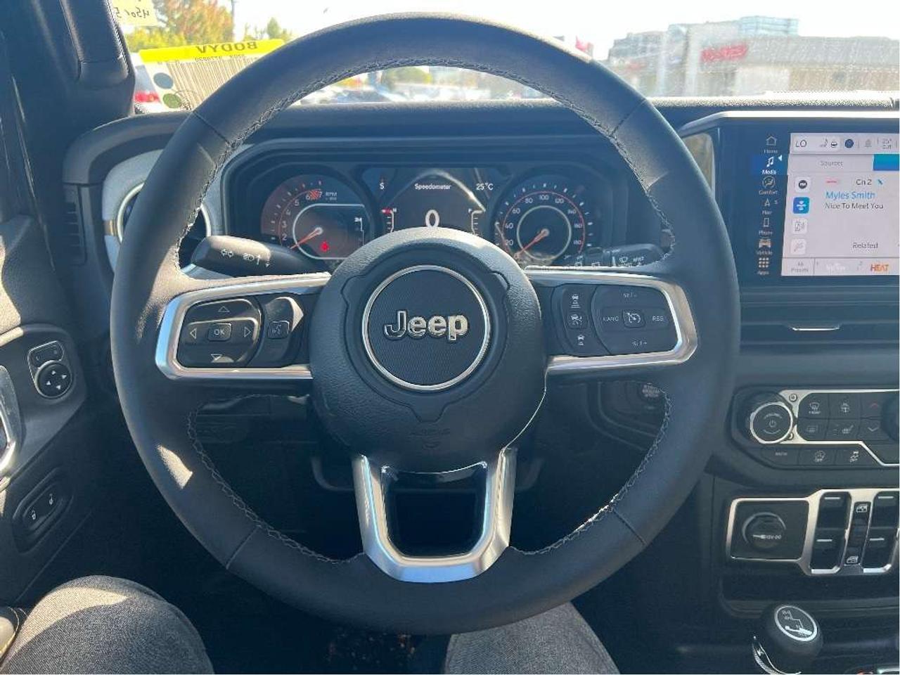 2025 Jeep Wrangler Sahara w/Safety, Technology, B/C Top, Side Steps Photo