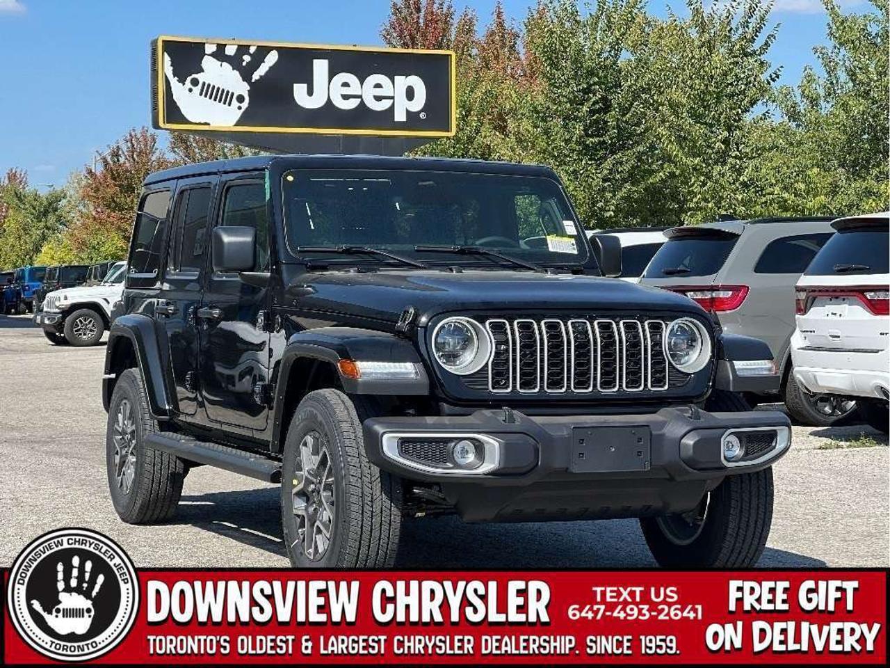 2025 Jeep Wrangler Sahara w/Safety, Technology, B/C Top, Side Steps Photo0