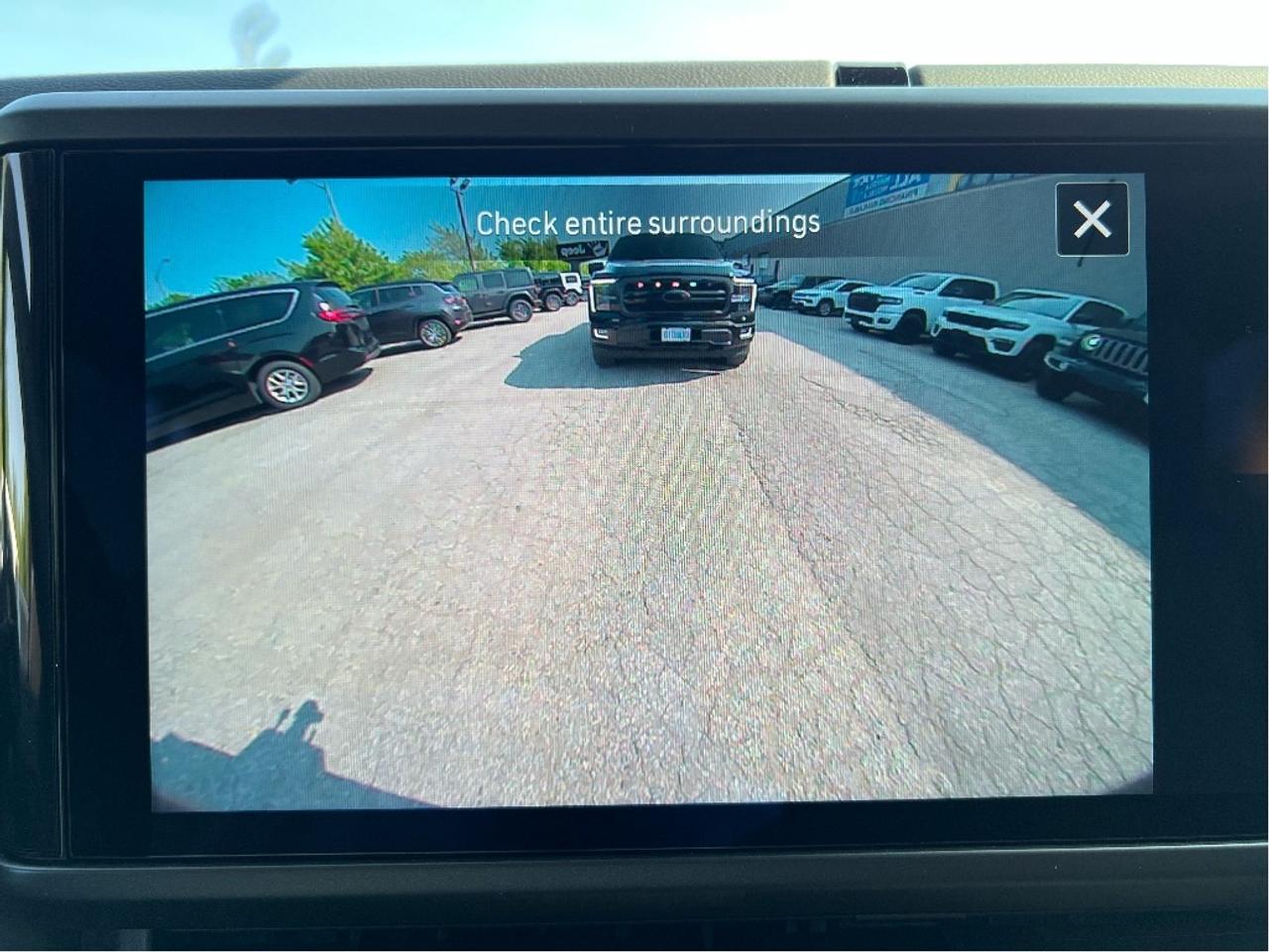 2025 Jeep Wrangler Sahara 4x4 w/Side Steps Photo
