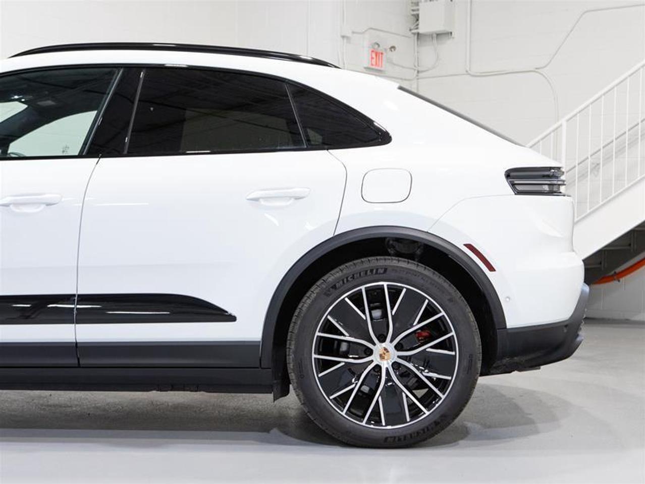 2026 Porsche Macan Electric 4S AWD Photo