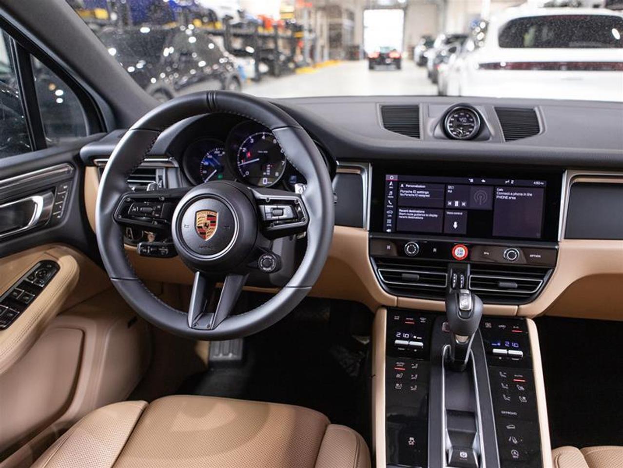 2026 Porsche Macan AWD Photo
