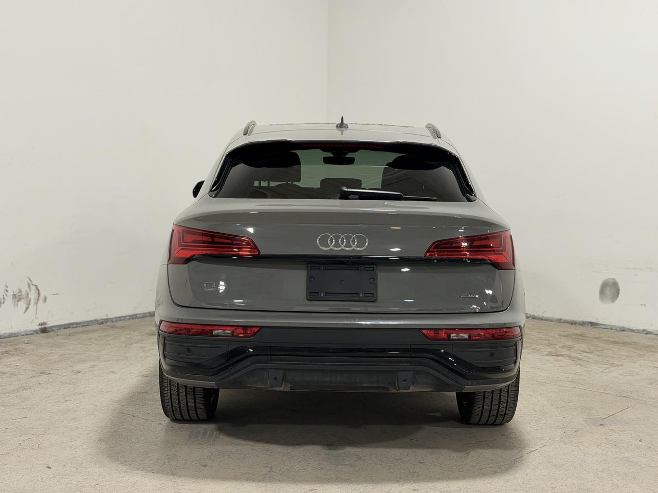 2022 Audi Q5 SPORTBACK | NARDO GREY |BLACK OPTICS|S-LINE Photo