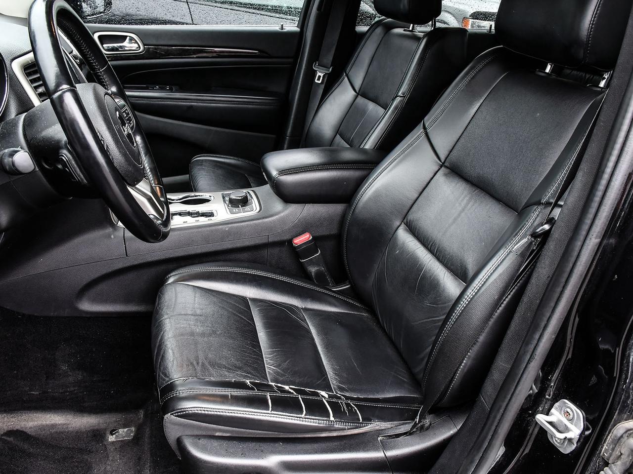 2011 Jeep Grand Cherokee LAREDO   4WD   32 SERVICE REC   ASIS   NO ACCIDENT Photo