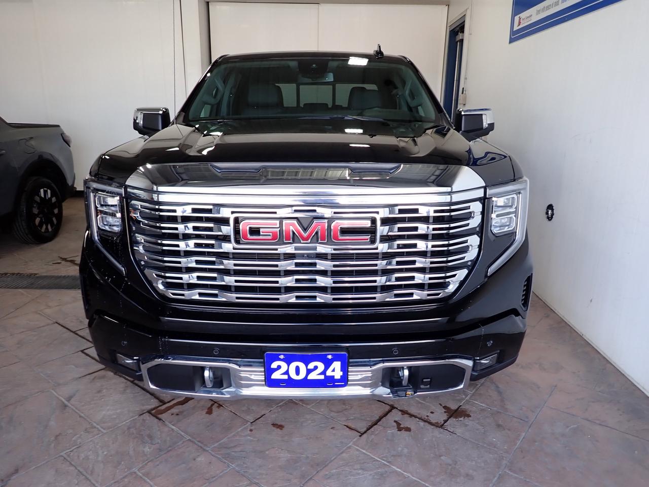 2024 GMC Sierra 1500 Denali 4WD CREW CAB 5'8 BOX LEATHER NAVI Photo