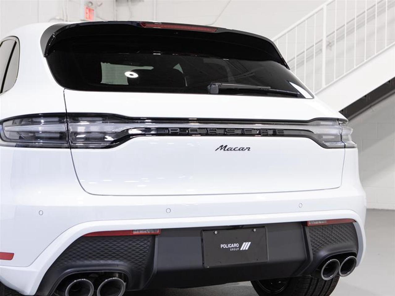 2026 Porsche Macan AWD Photo