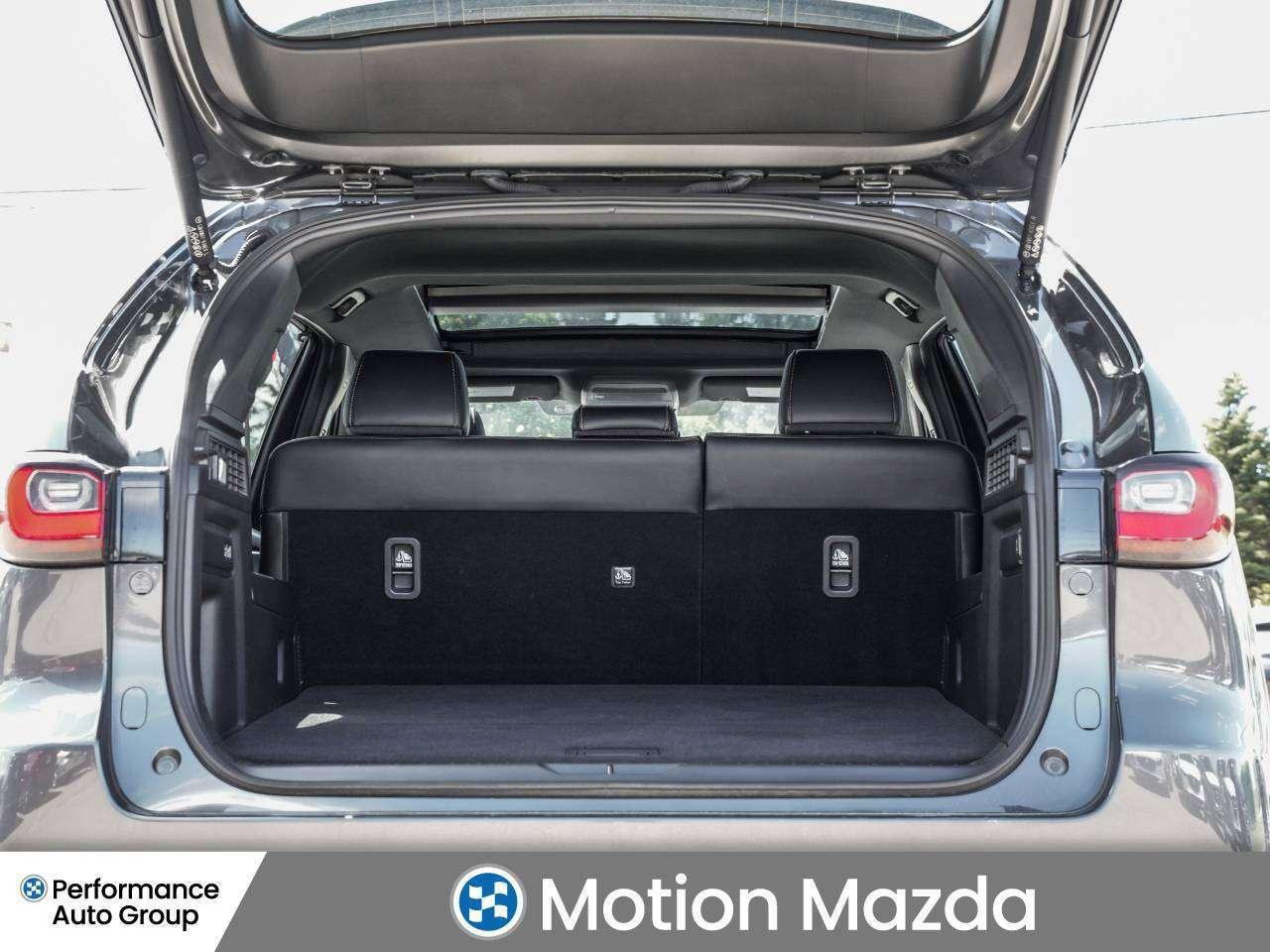 2025 Mazda CX-70 MHEV GT-P   Off Lease   Leather   Bose Photo