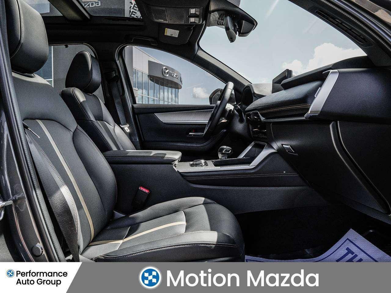 2025 Mazda CX-70 MHEV GT-P   Off Lease   Leather   Bose Photo