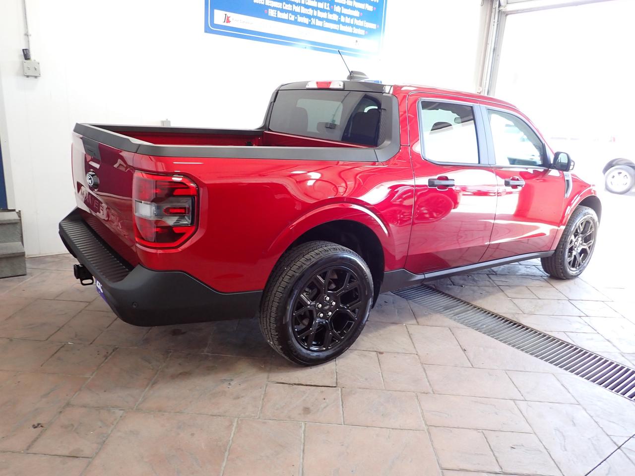 2025 Ford Maverick XLT AWD SuperCrew Photo