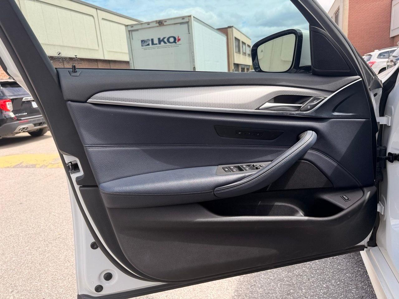 2019 BMW 5 Series 530i xDrive Sedan, M SPORT PACKAGE Photo