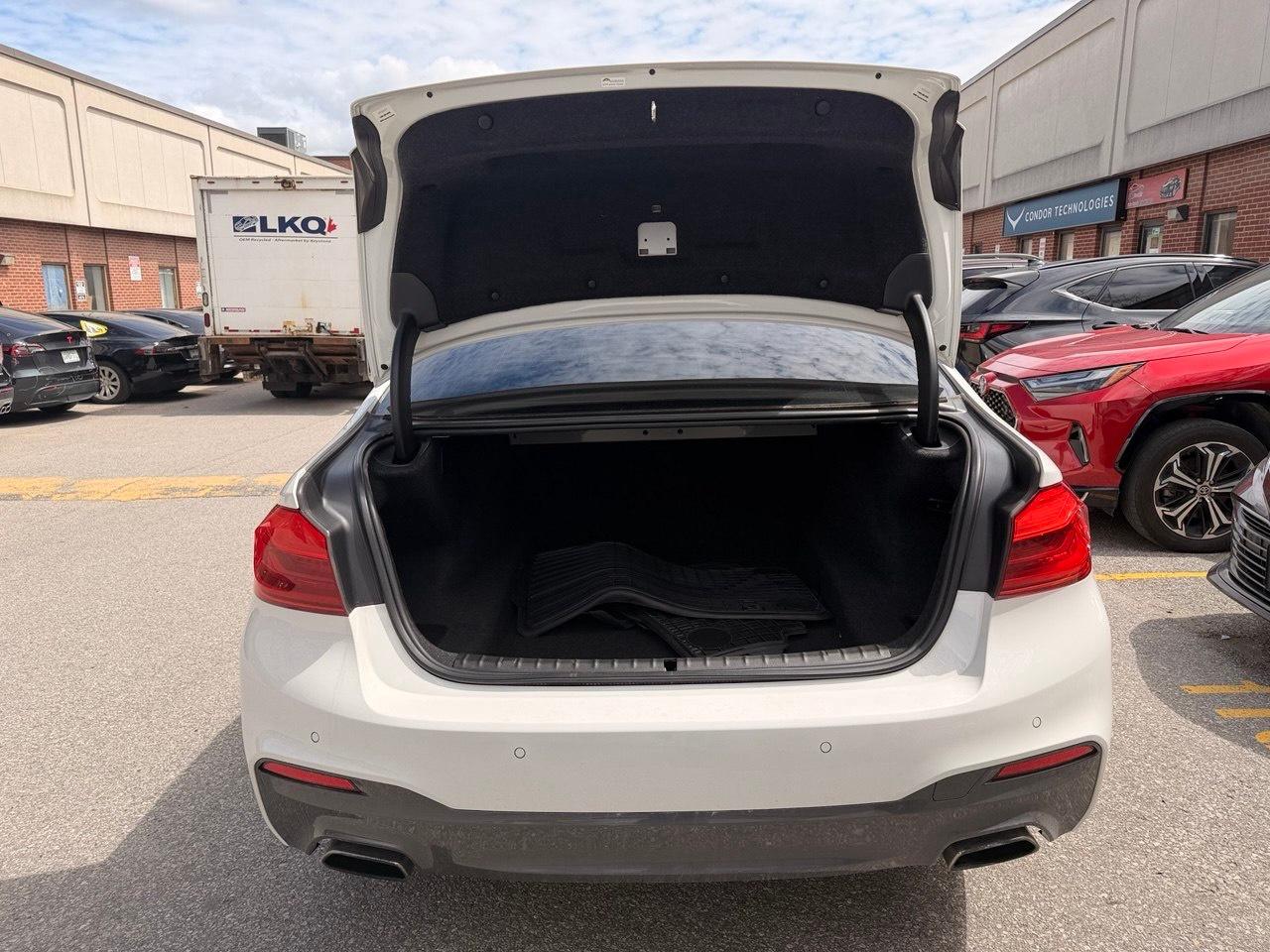 2019 BMW 5 Series 530i xDrive Sedan, M SPORT PACKAGE Photo