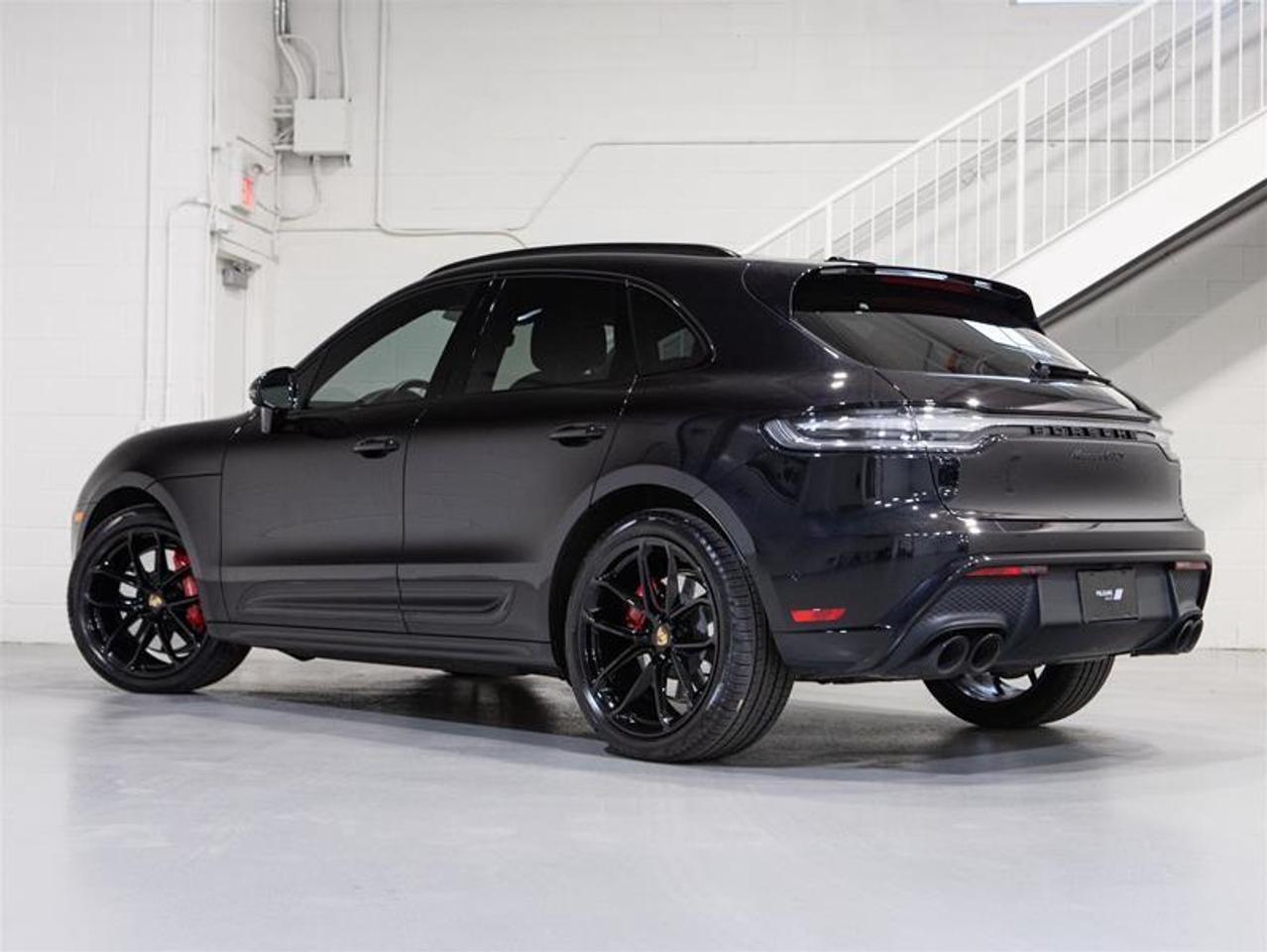 2024 Porsche Macan GTS AWD Photo
