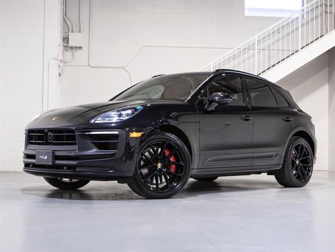 2024 Porsche Macan GTS AWD Photo