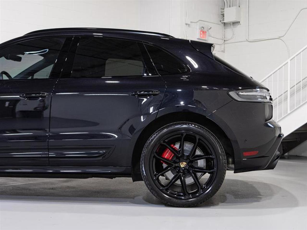 2024 Porsche Macan GTS AWD Photo