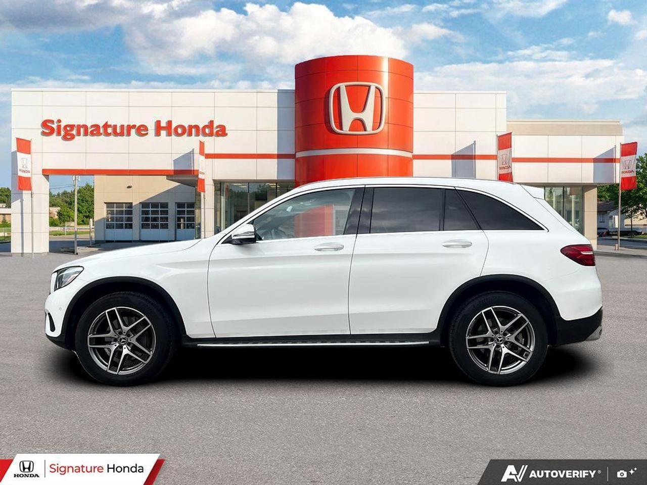 2019 Mercedes-Benz GLC GLC 300 Photo2