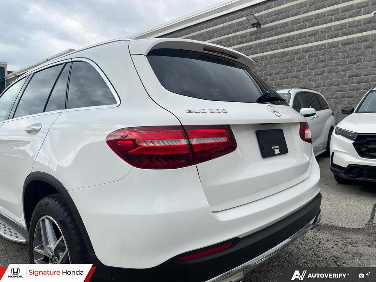 2019 Mercedes-Benz GLC GLC 300 Photo